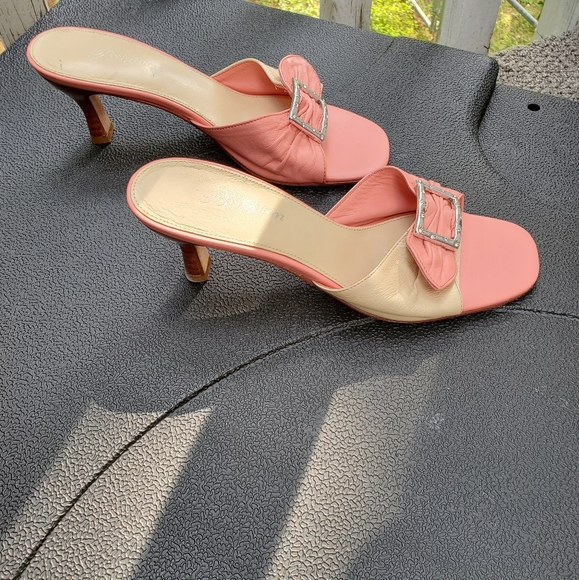 Shoes - Picture 2 of 3